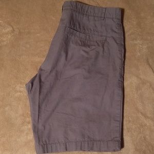 Divided by H&M shorts waist 34